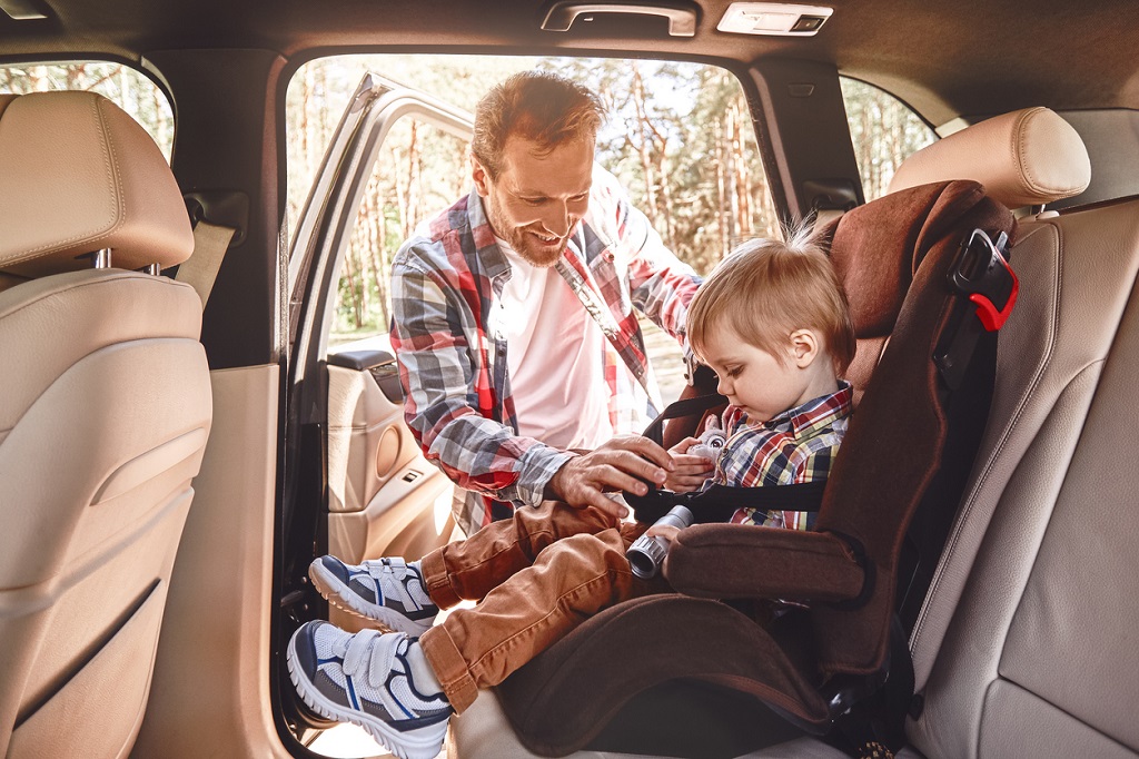 Importance of Weight Limits for Baby Weigh to Face Forward in a Car Seat