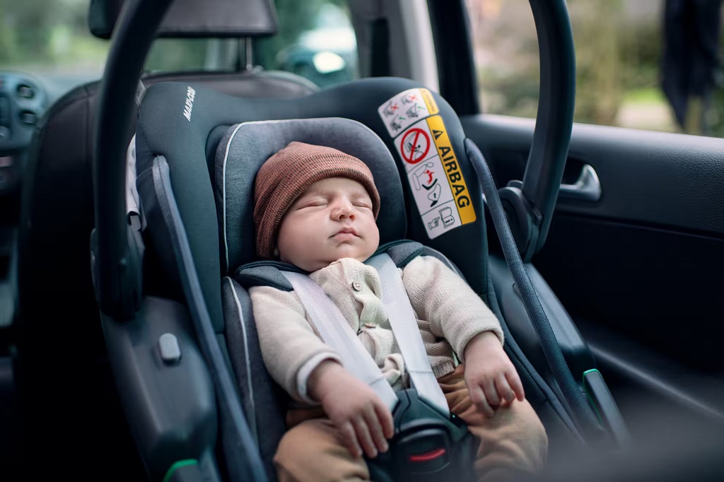 Consult with a Professional for Baby Weigh to Face Forward in a Car Seat