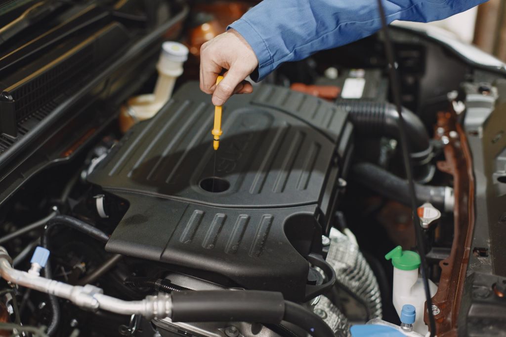 What are the benefits of an oil change